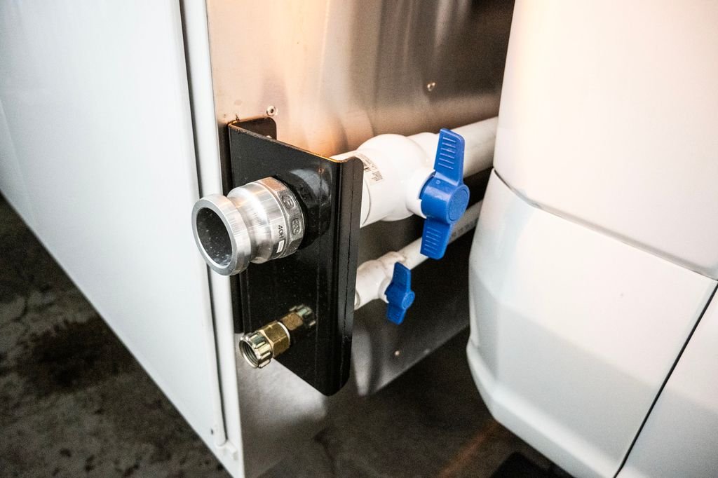 2025 Ford F-550 Super Duty Chassis Cab XL - Photo 36