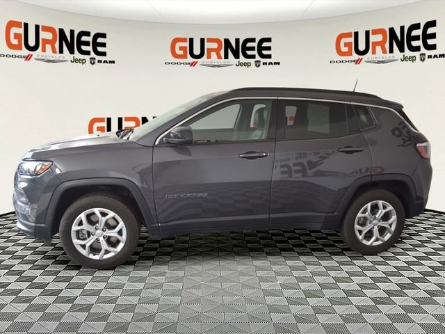 Used 2024 Gray Jeep Latitude image 4