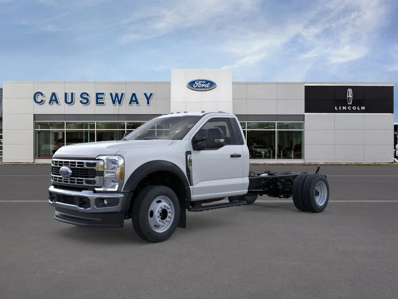 2025 Ford F-550 XL 4x4 Regular Cab 169-In DRW's photo