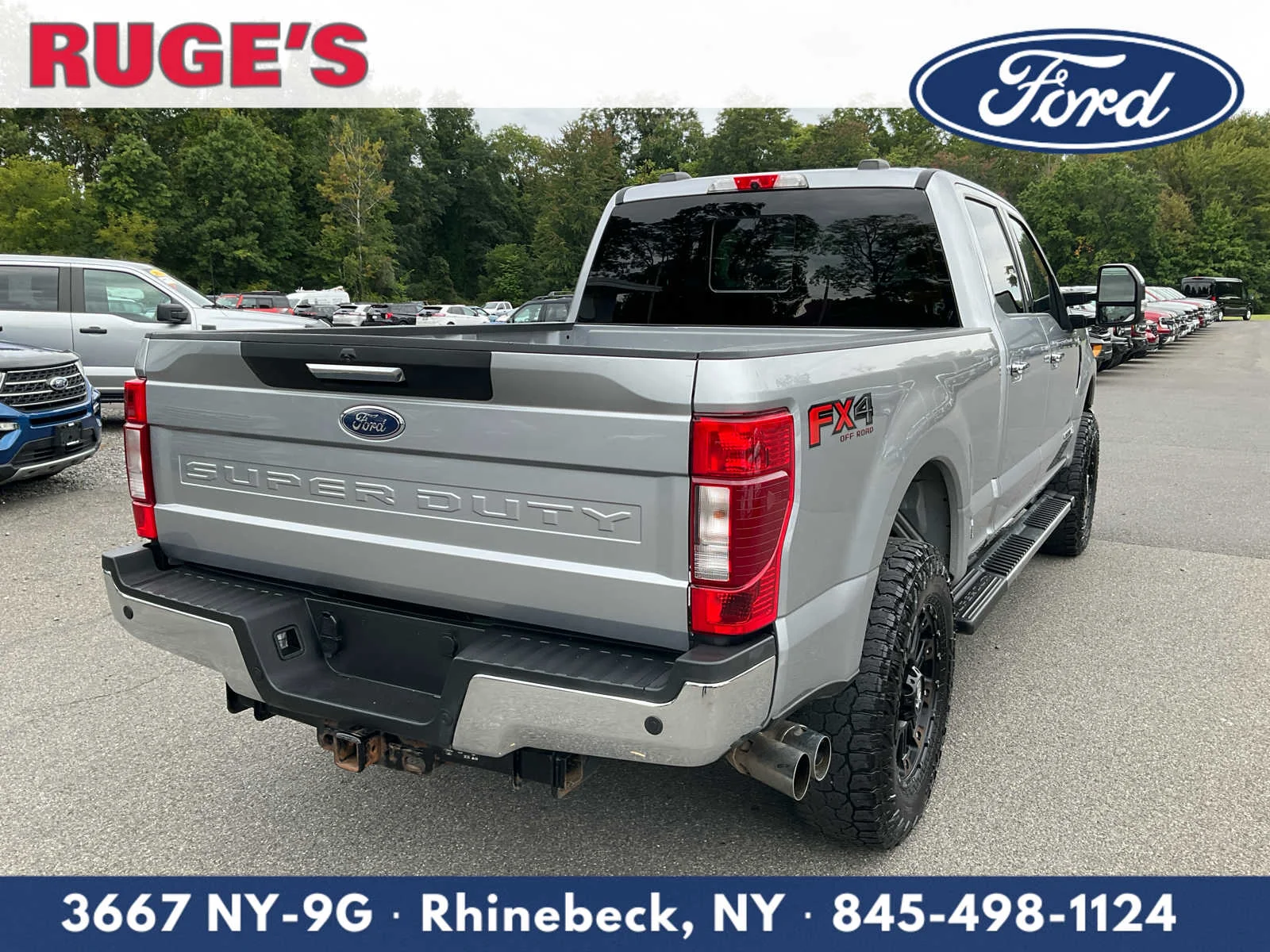 Used 2022 Iconic Silver Ford XLT image 3