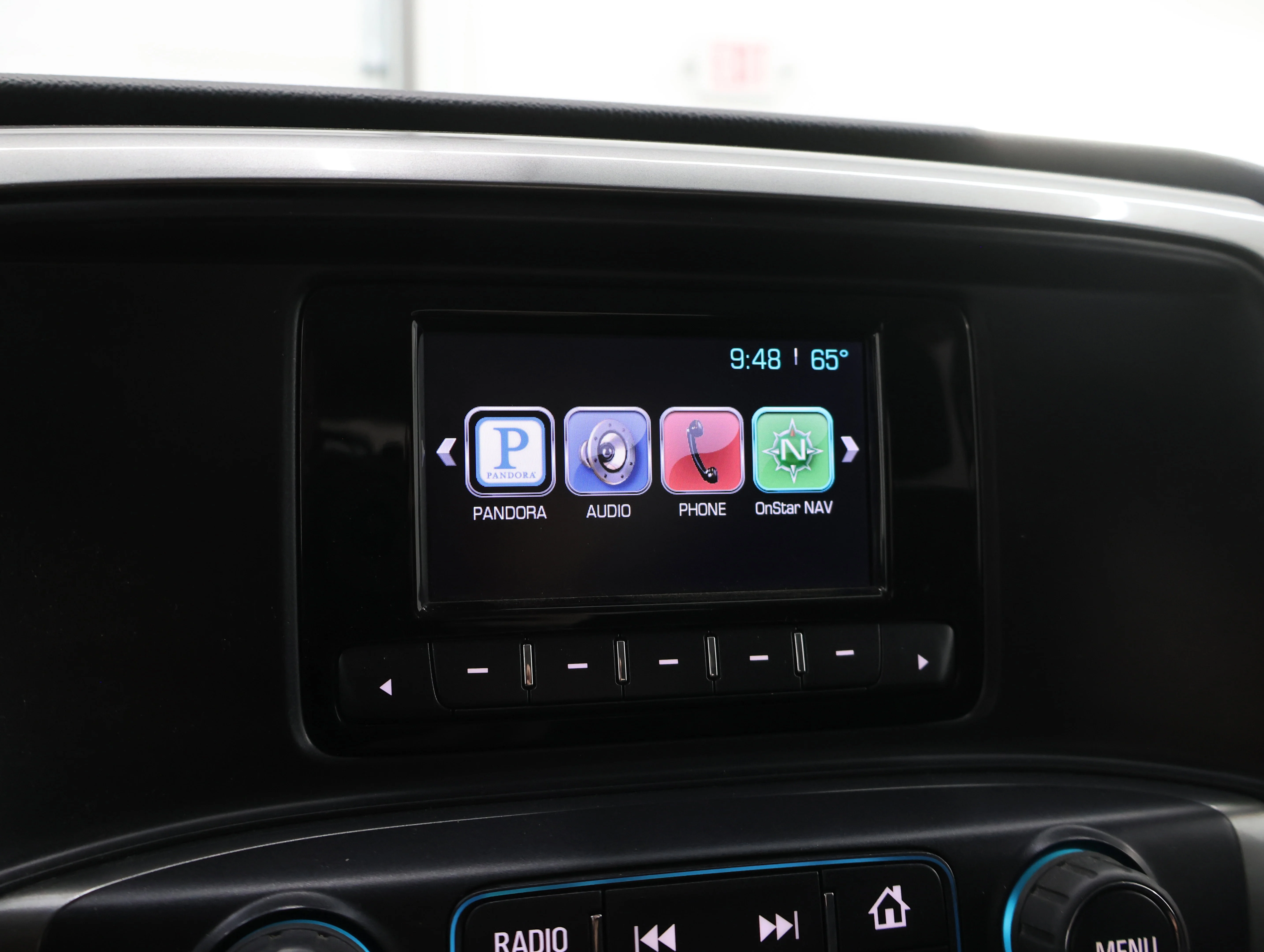 Used 2015 Summit White Chevrolet LT image 41