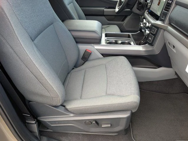 New 2026 Marsh Gray Ford XLT image 26