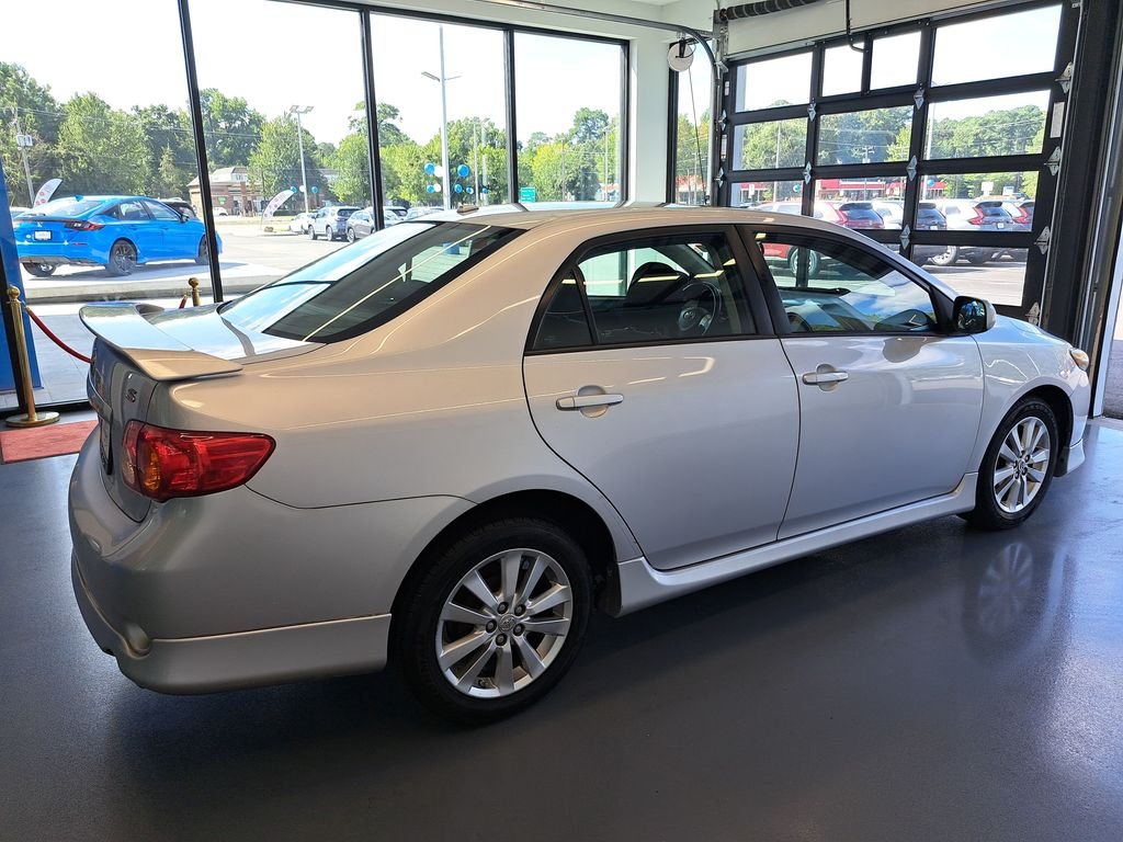 Used 2010 Silver Toyota S image 12