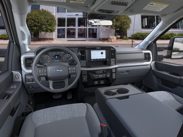 New 2026 Oxford White Ford XLT image 9