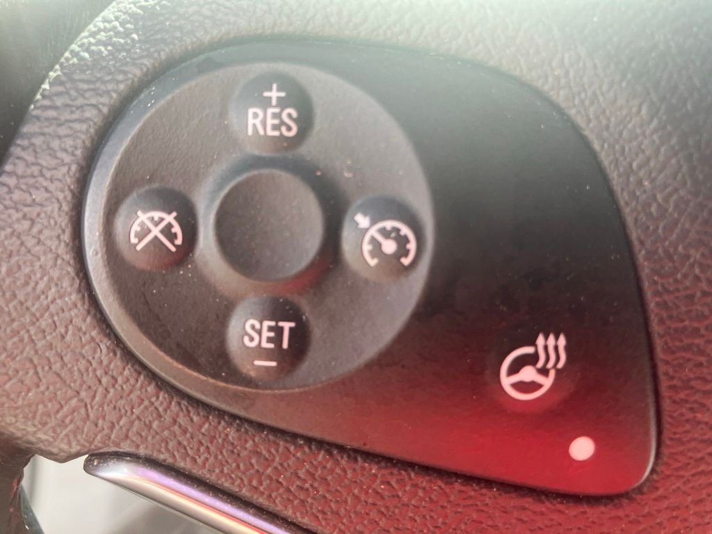 Used 2018 Silver Chevrolet LT image 14