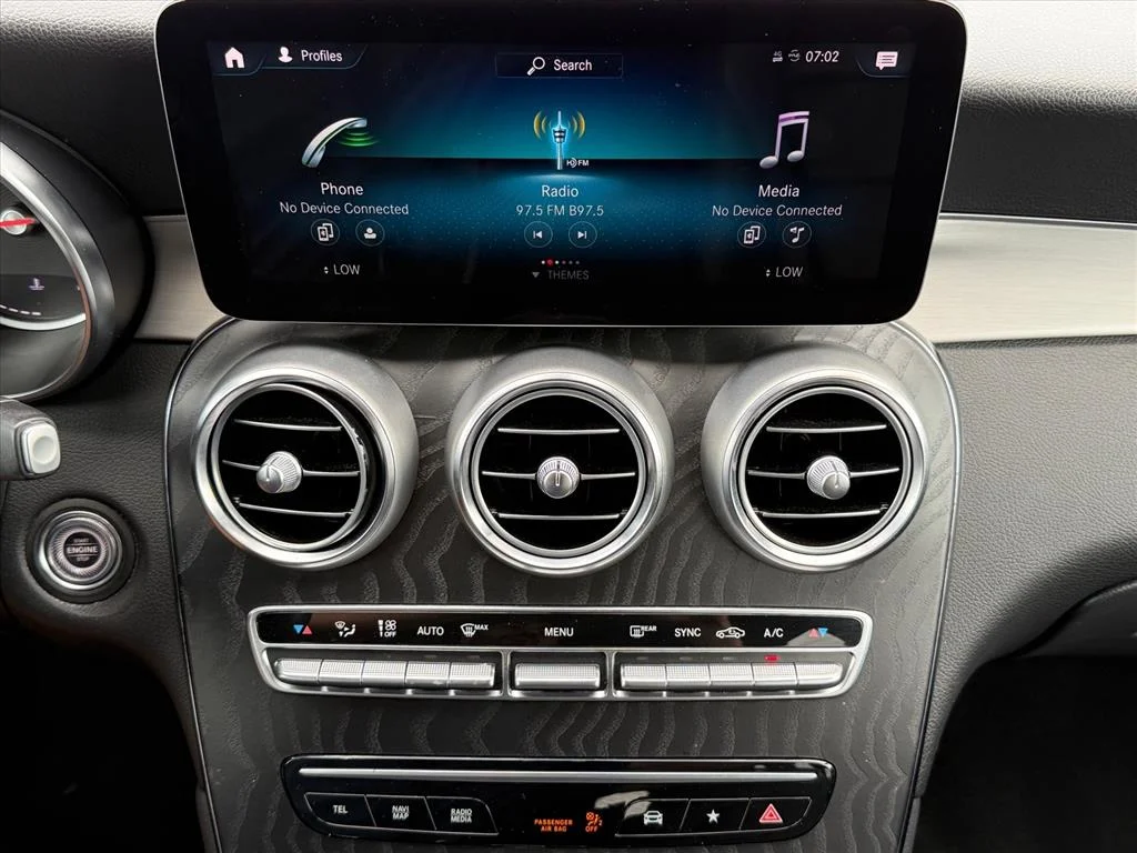Used 2021 Black Mercedes-Benz GLC 300 image 18