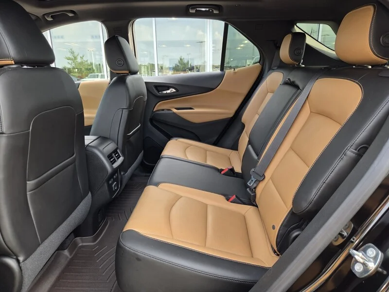 Used 2019 Black Metallic CHEVROLET FWD 4dr Premier w/1LZ image 14