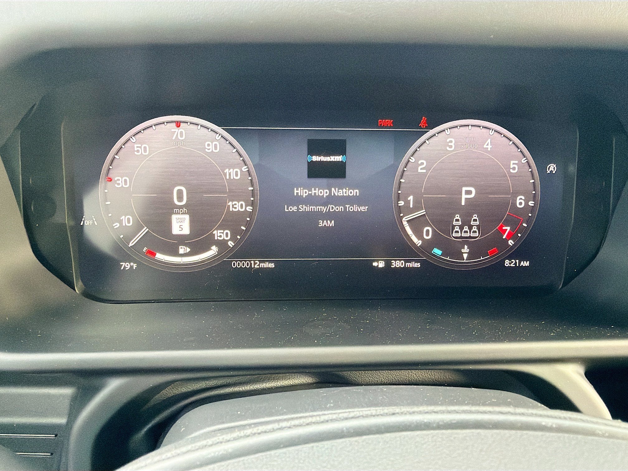 New 2026 Borasco Grey Land Rover X-Dynamic SE image 42
