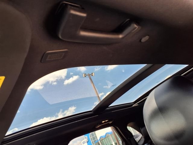 Used 2019 White Ford ST image 9