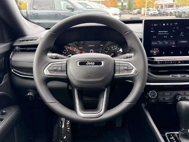 New 2026 Sting-Gray Clearcoat Jeep Latitude image 11