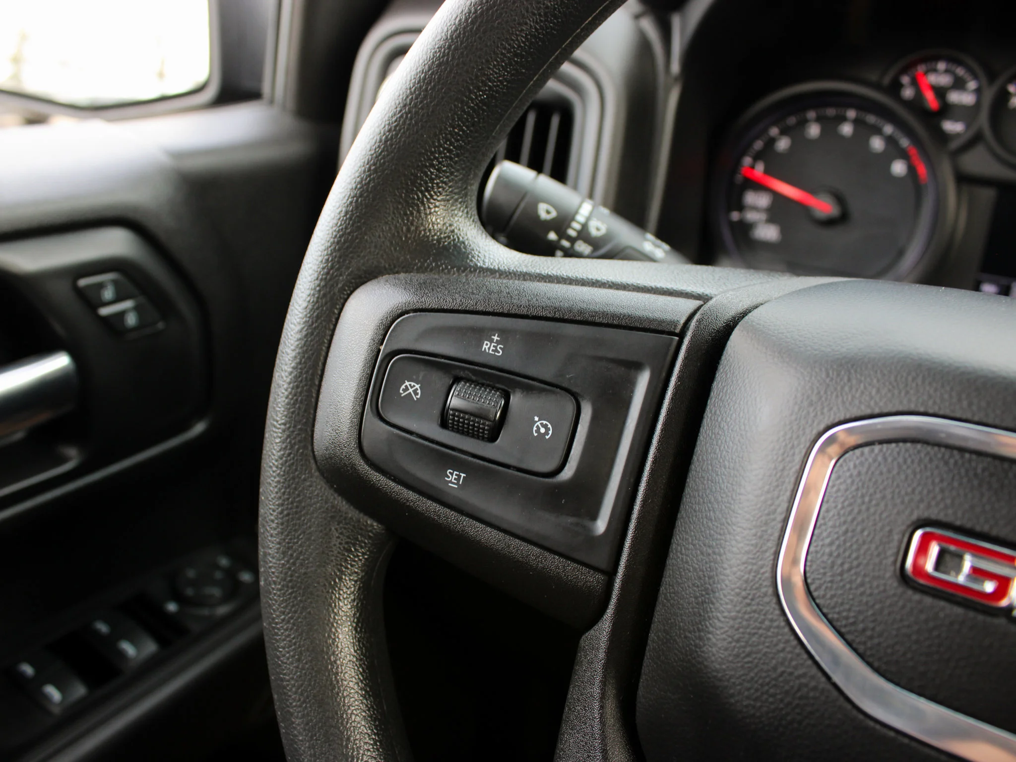 Certified Used 2020 Black GMC Base * No Accidents | 3M PPF | Bedliner | Apple CarPlay | Backup Camera | One Owner image 22