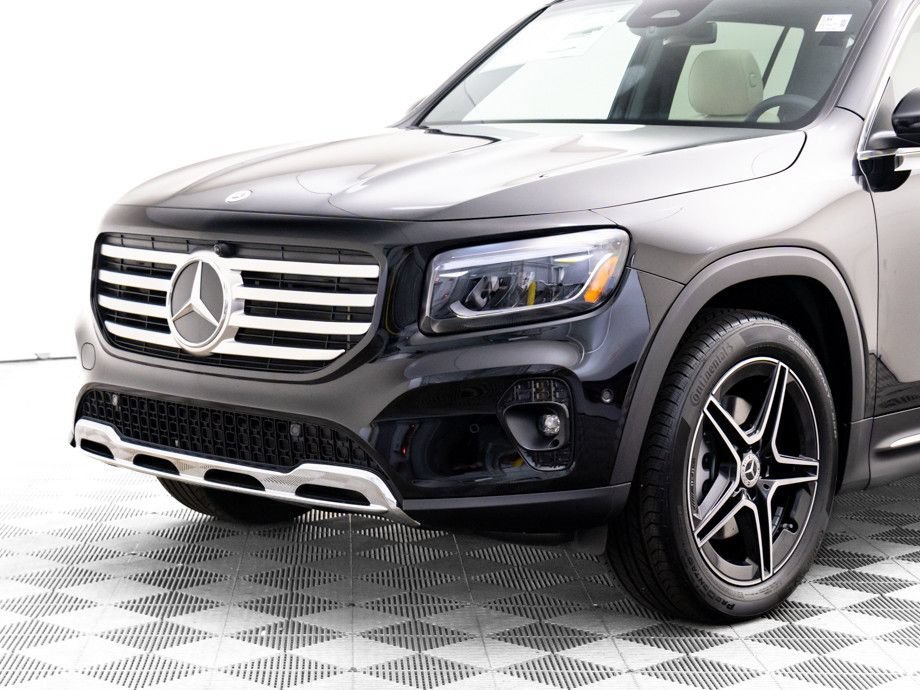 New 2026 Night Black Mercedes-Benz GLB 250 image 85