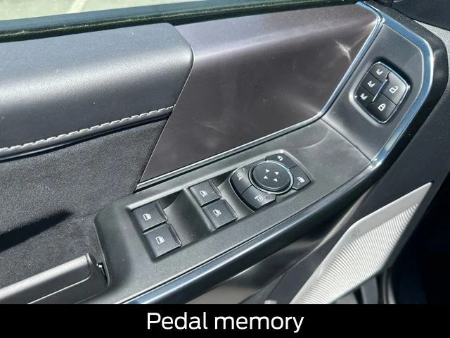 New 2026 Agate Black Metallic Ford Platinum® image 13