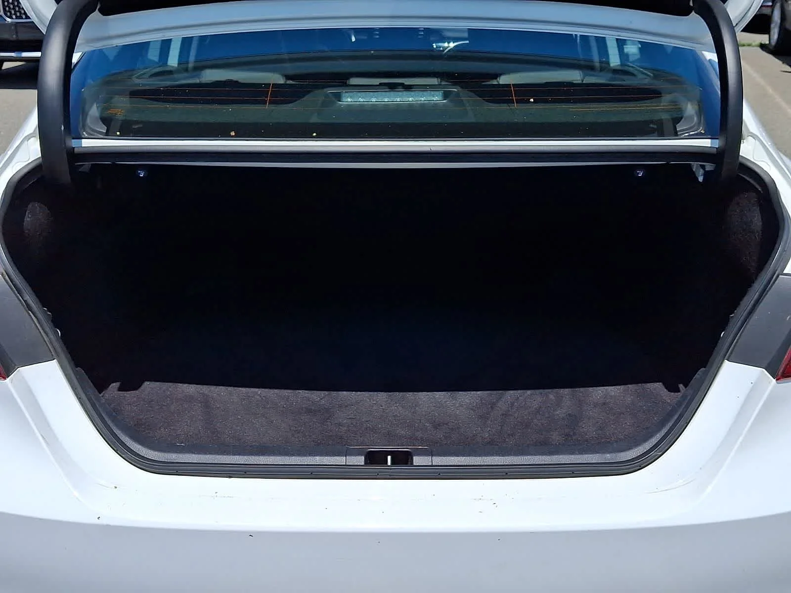 Certified Used 2024 Ice Cap Toyota SE image 32