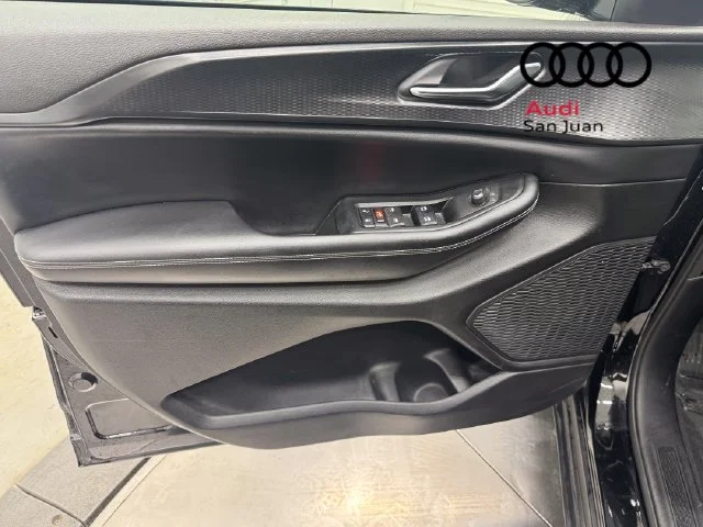 Used 2024 Black Jeep Altitude X image 32
