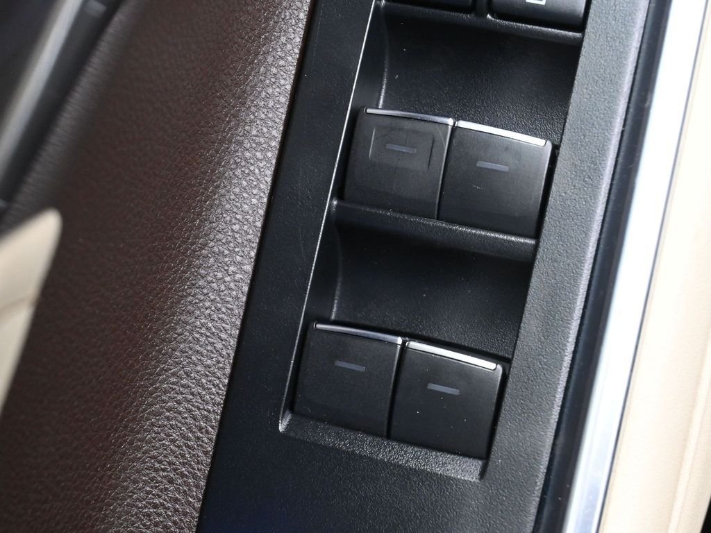 Used 2022  Toyota Limited image 14