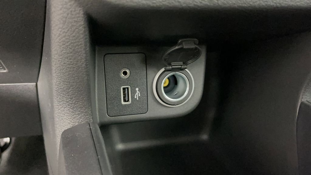 2025 Nissan KICKS PLAY Base - Photo 19