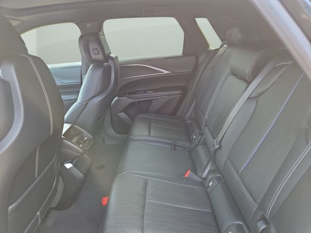 Used 2024 Black Metallic Cadillac Luxury image 33
