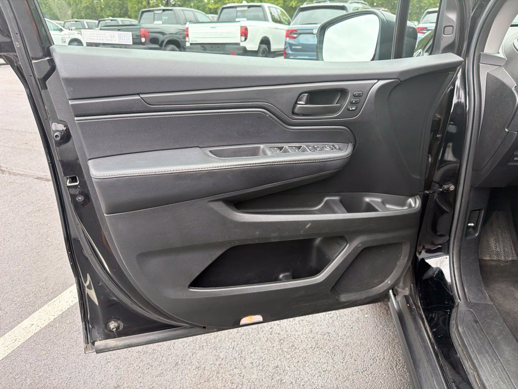 2024 Honda Odyssey EX-L - Photo 18