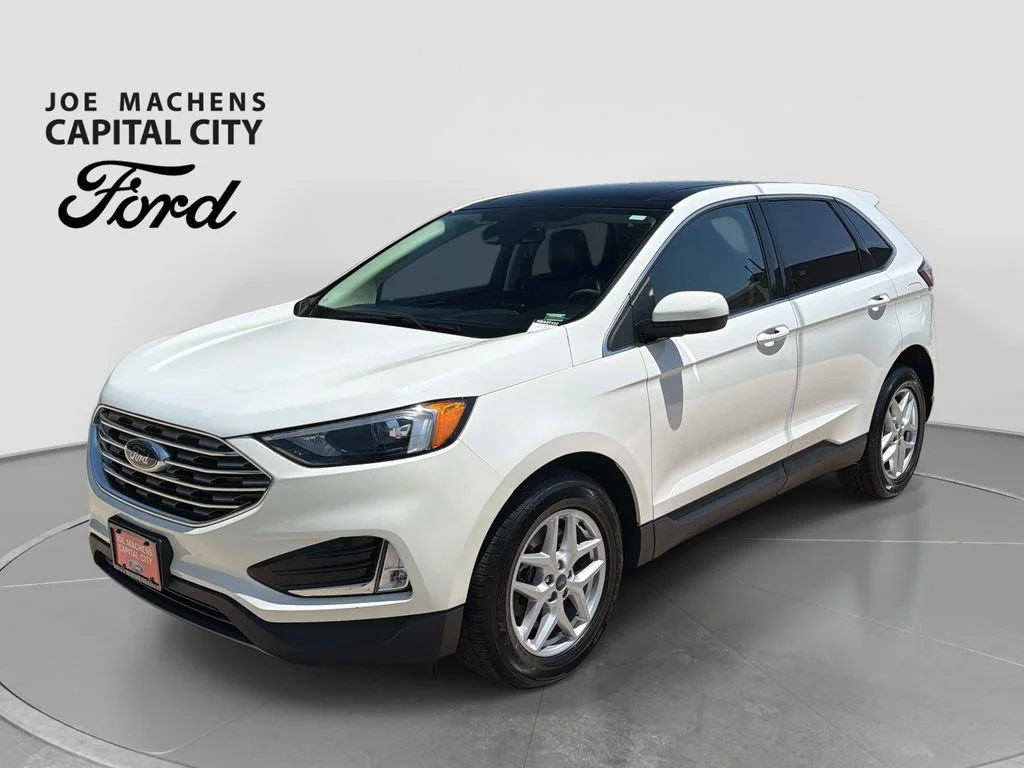 Used 2022 Star White Ford SEL image 9