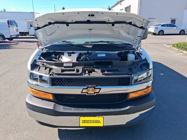 2025 Chevrolet Express Cargo Work Van - Photo 17