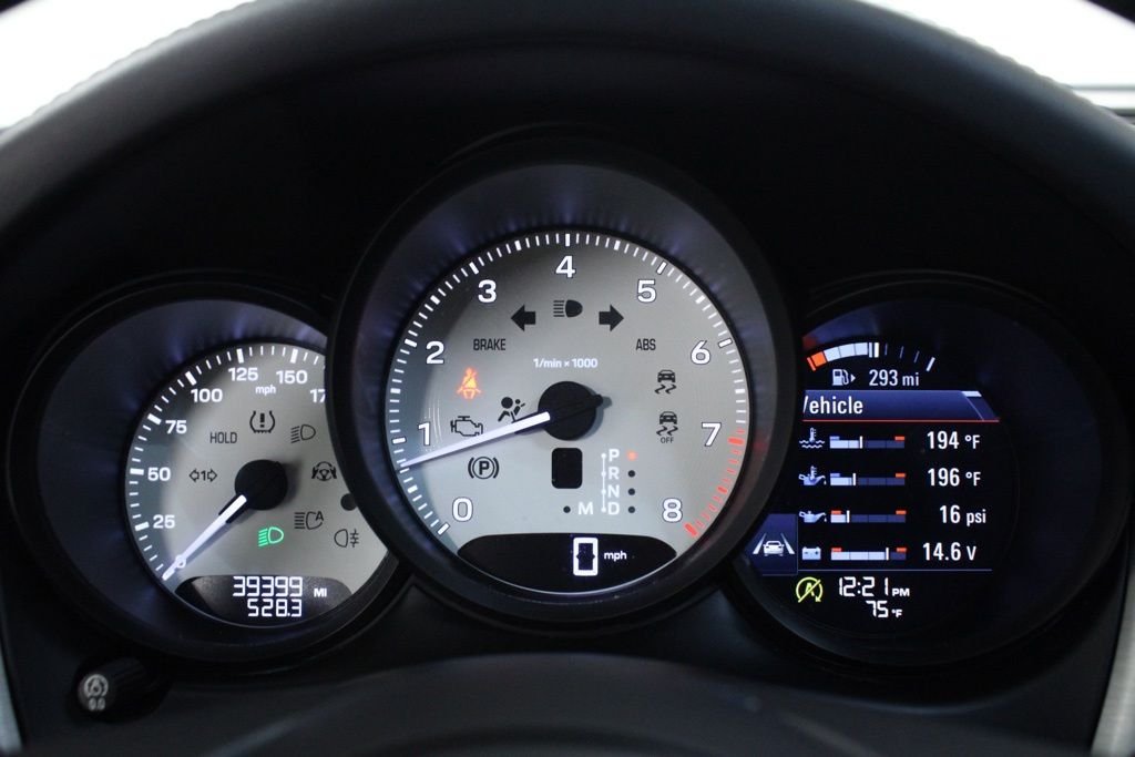Used 2022  Porsche S image 24