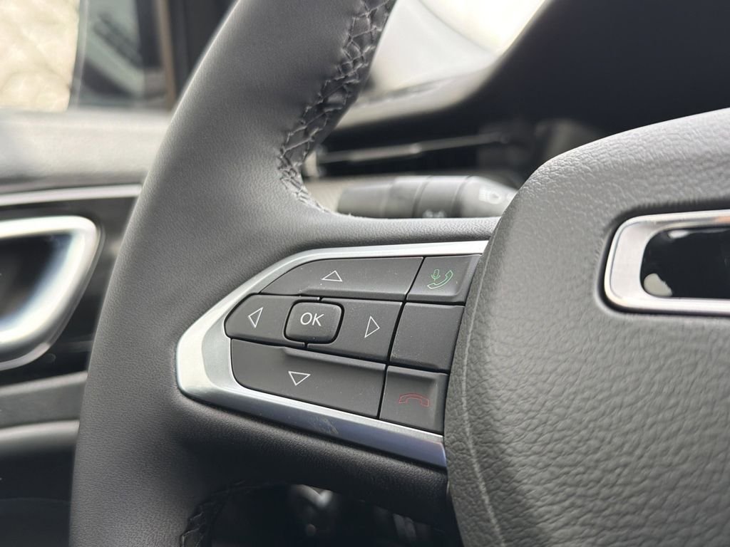 New 2026 Blue Jeep Latitude image 13