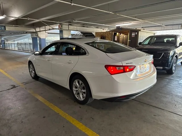 Used 2023 White Chevrolet LT image 4