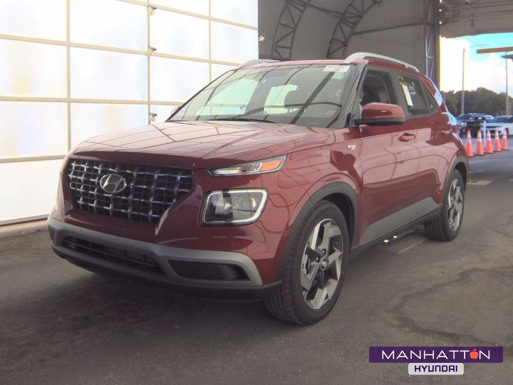 2025 Hyundai Venue SEL IVT's photo
