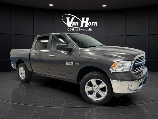 2017 RAM 1500 Big Horn 4x4 Crew Cab 5'7's photo