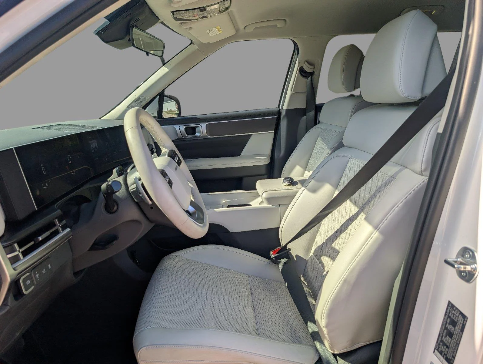 Used 2024 Serenity White Hyundai SEL image 17