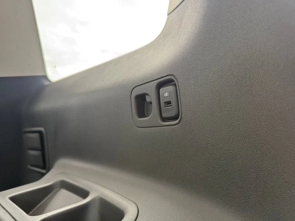 Used 2023 Summit White GMC Denali image 41