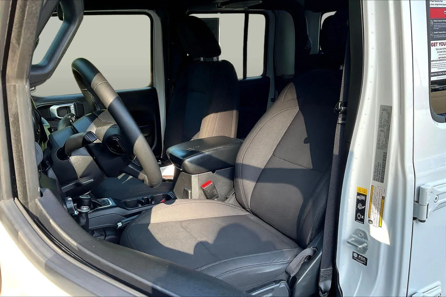 Used 2023 Bright White Clearcoat Jeep Sport S image 8