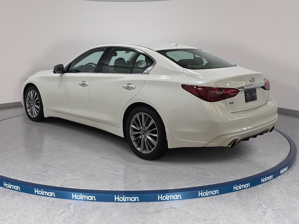 Certified Used 2023 Majestic White INFINITI LUXE image 7