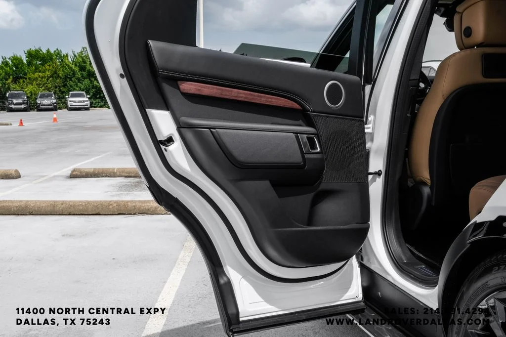 New 2026 Fuji White Land Rover Dynamic SE image 56