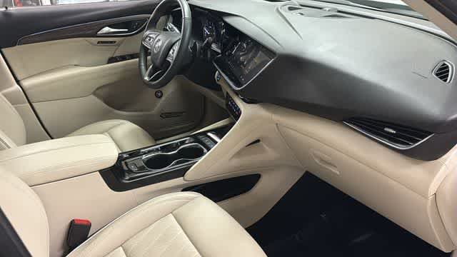 Used 2023 White Frost Tricoat Buick Avenir image 37