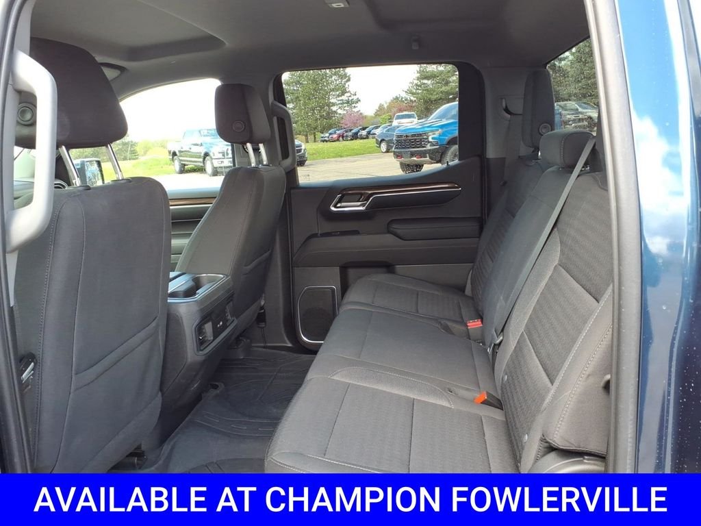 Used 2022 Blue Chevrolet LT image 10