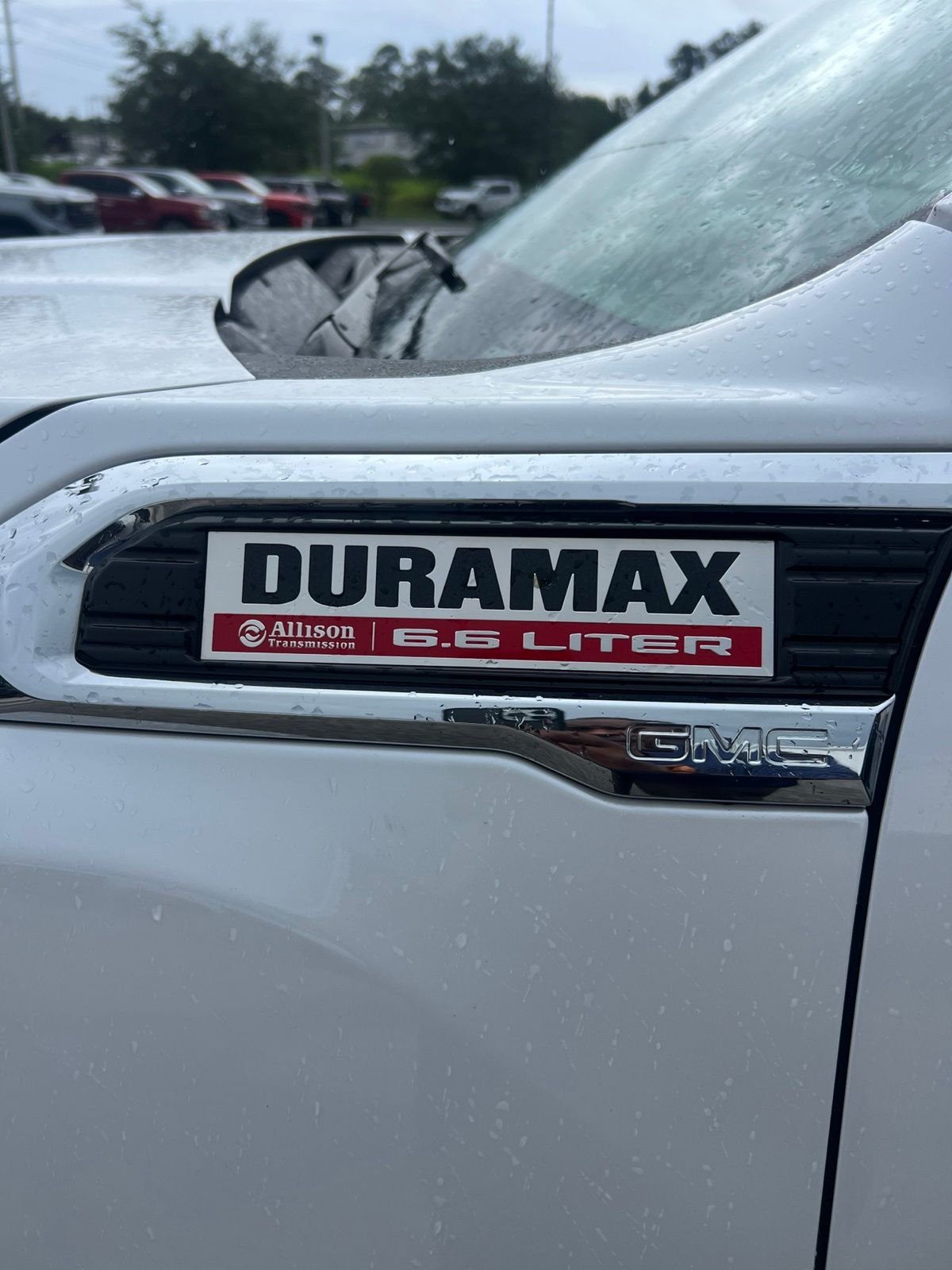Used 2023 White GMC Denali image 12