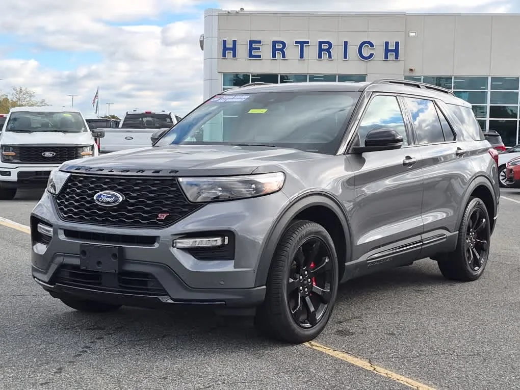 2023 Ford Explorer ST