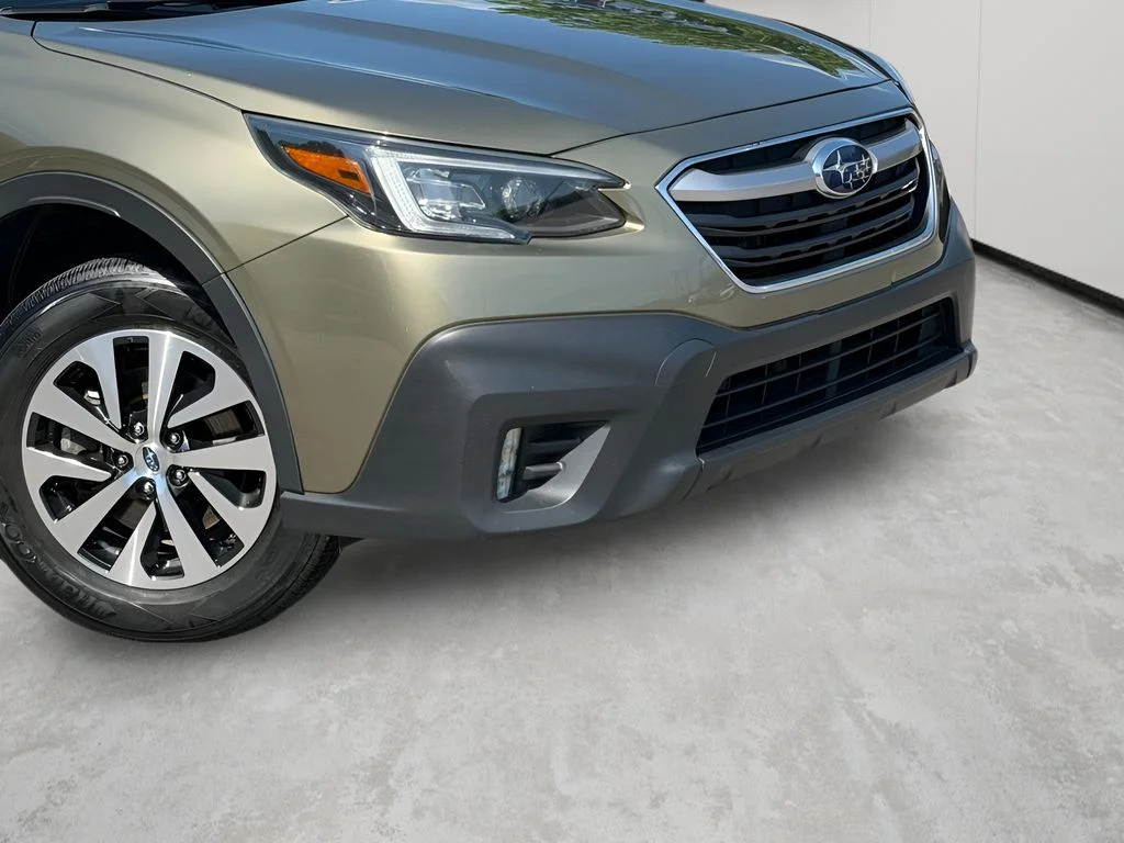 Used 2022 Autumn Green Metallic Subaru Premium image 3