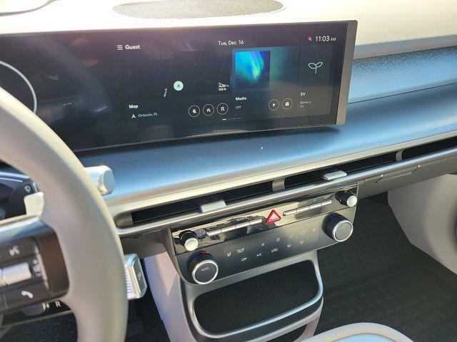 New 2026 Snow White Pearl Hyundai SE image 54