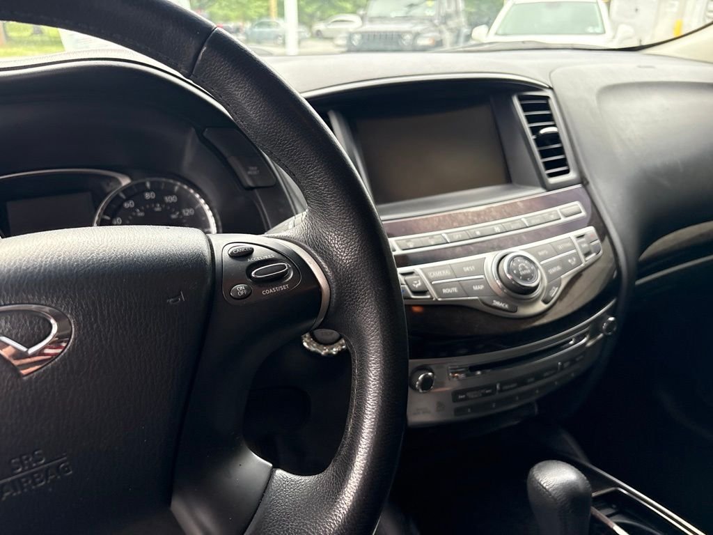 Used 2014 Gray INFINITI Base image 5
