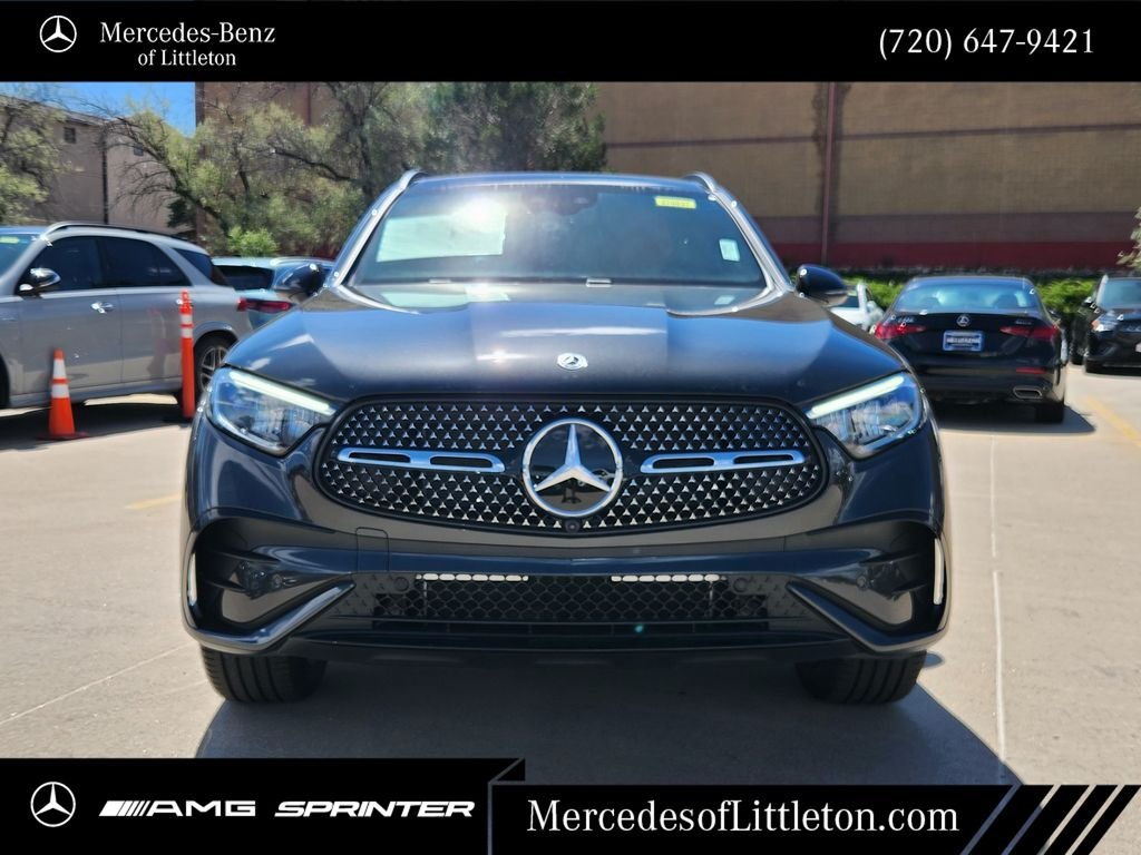 New 2027 Graphite Grey Metallic Mercedes-Benz GLC 300 image 2