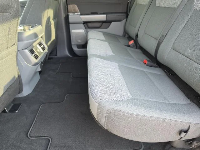 New 2026 Agate Black Metallic Ford F-250® XLT image 30