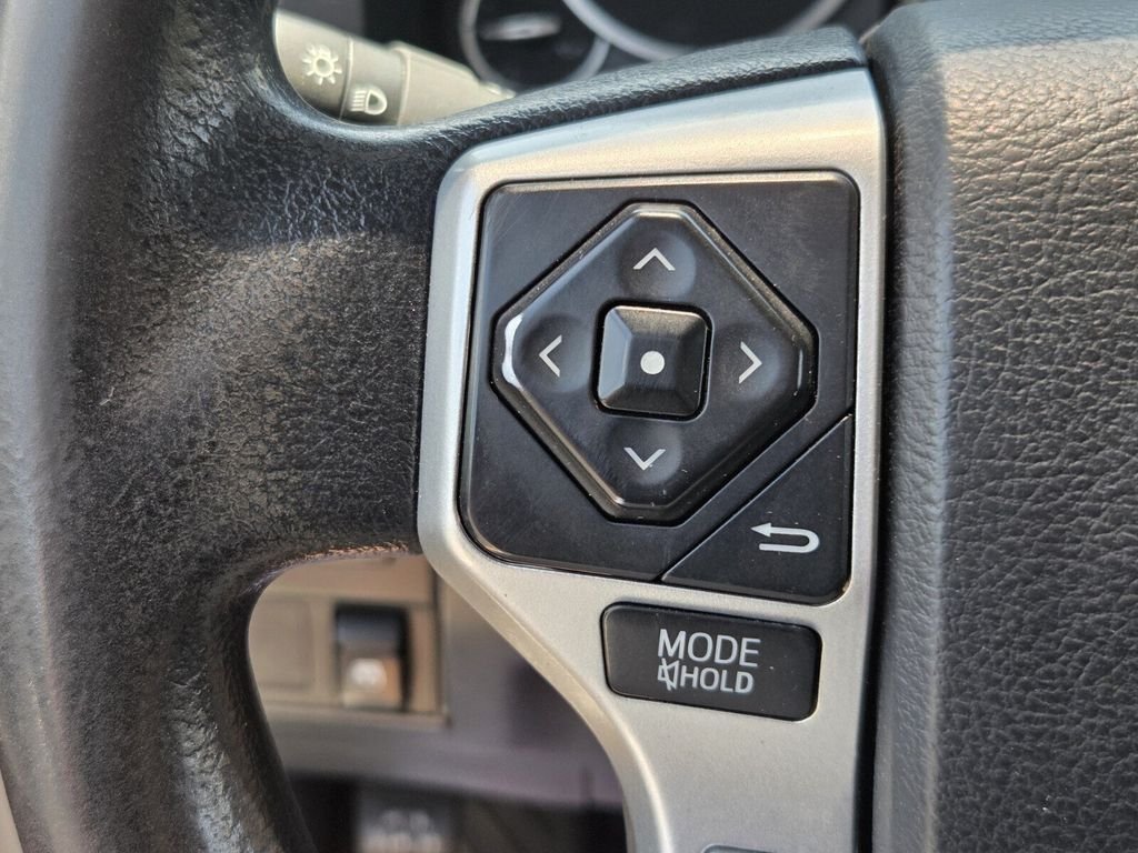 2017 Toyota Tundra SR5 - Photo 24