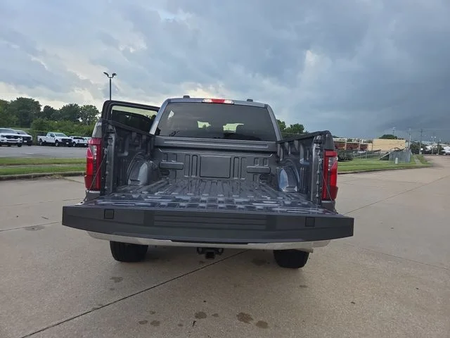 Used 2024 Gray Ford XLT image 22