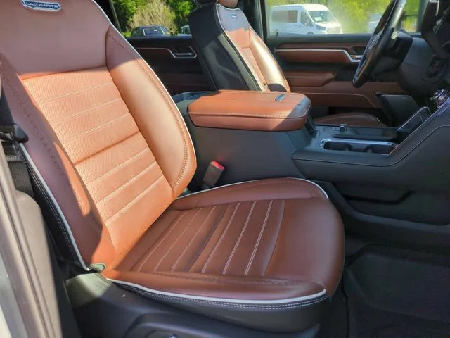 Used 2024 Silver GMC Denali Ultimate image 35