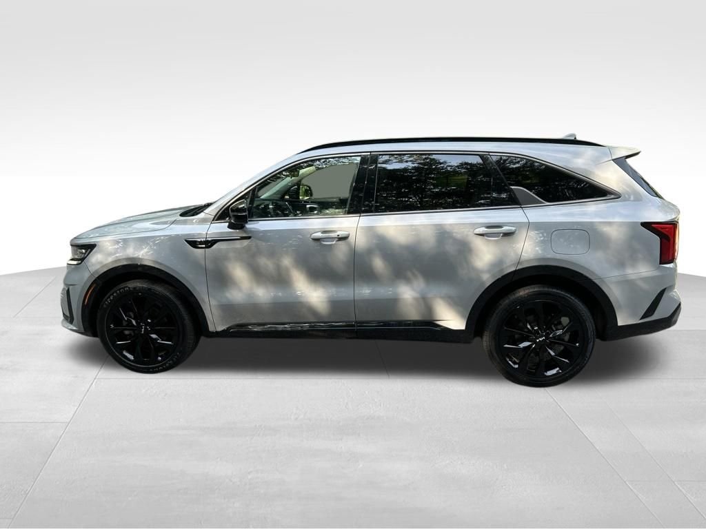 Used 2022 Gray Kia SX image 2