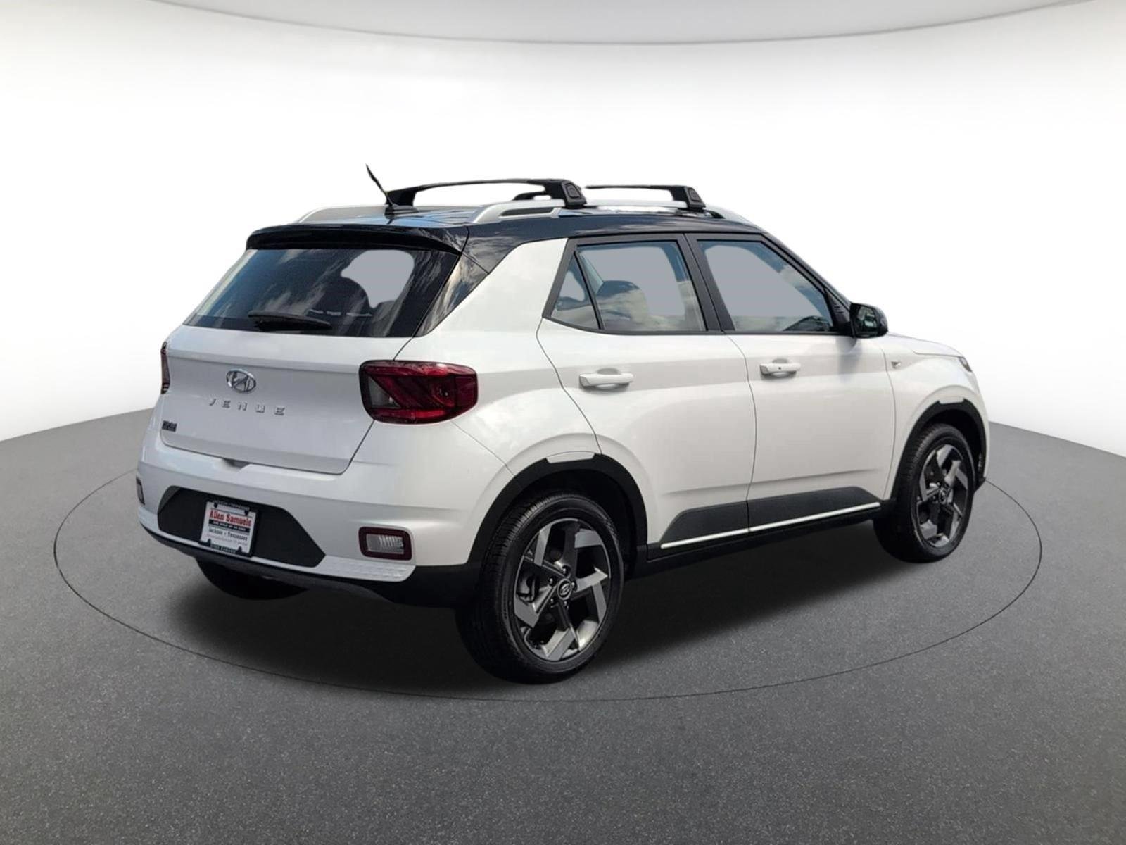 New 2026 Lunar White w/Black Roof Hyundai SEL image 9