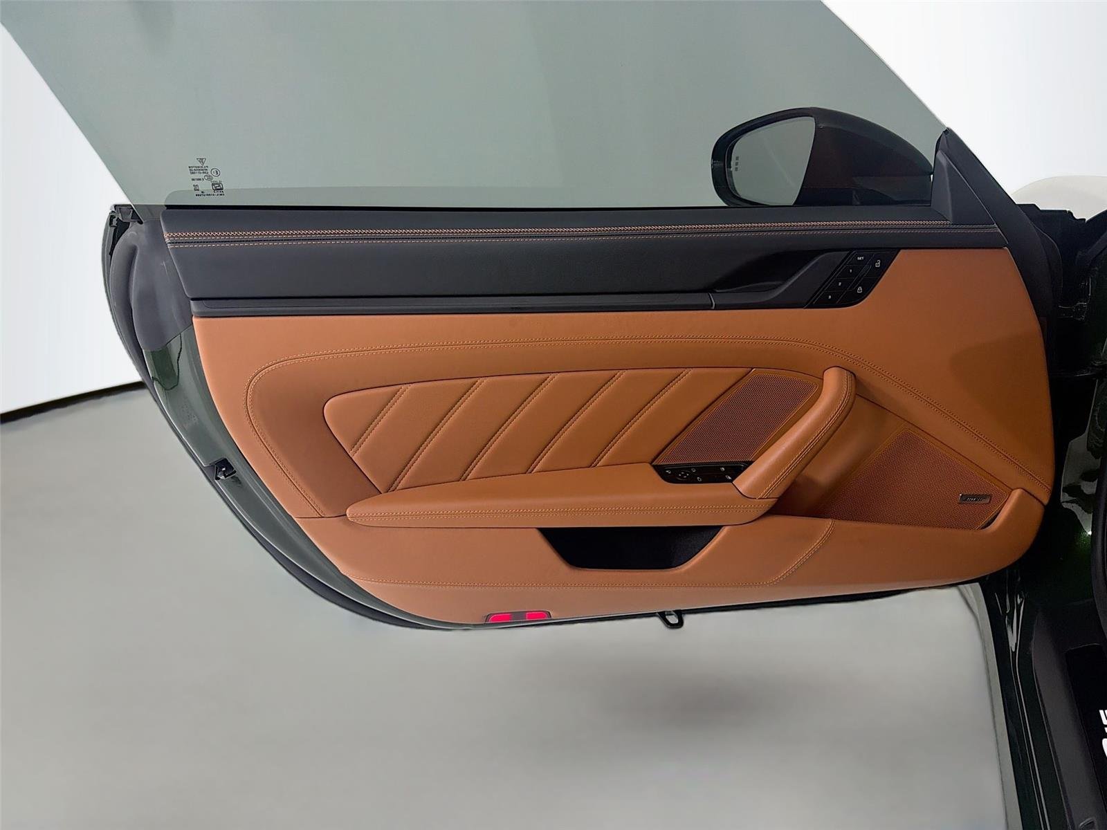 Used 2026  PORSCHE  image 6